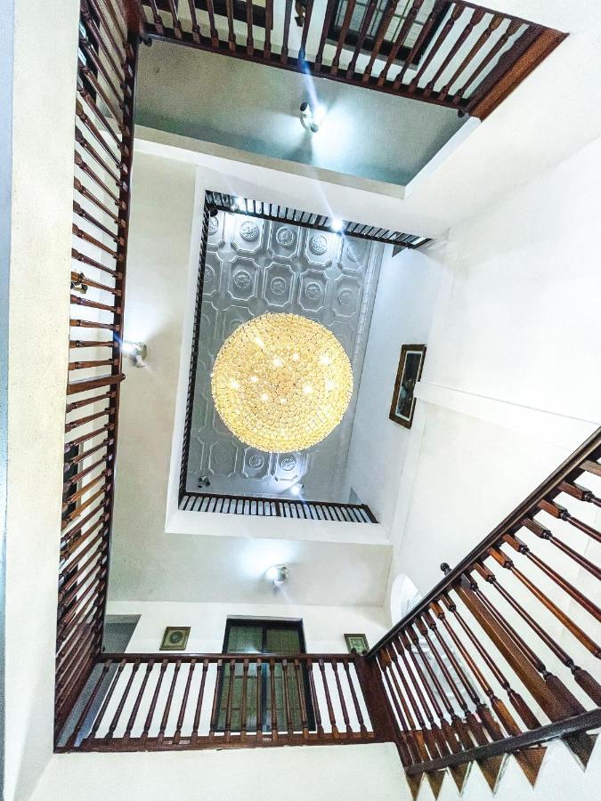 Hill View Hotel Mccarthy Hills Botianaw Exterior foto