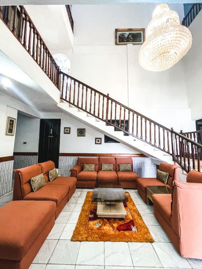 Hill View Hotel Mccarthy Hills Botianaw Exterior foto